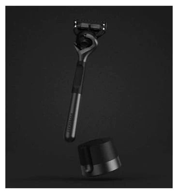 Gillette HYPEBEAST Limited Edition Razor With 6 Blades and Magnetic Stand