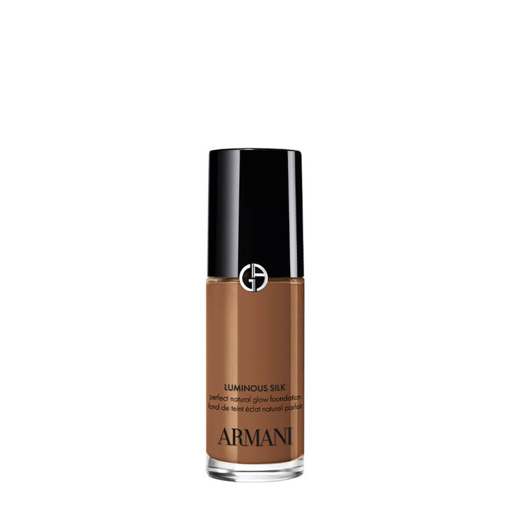 Armani Luminous Silk Foundation