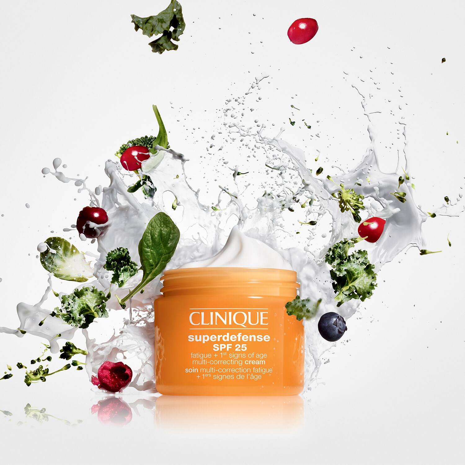 Clinique Superdefense SPF 25 Fatigue + 1st Signs Of Age Multi-Correcting Cream Main