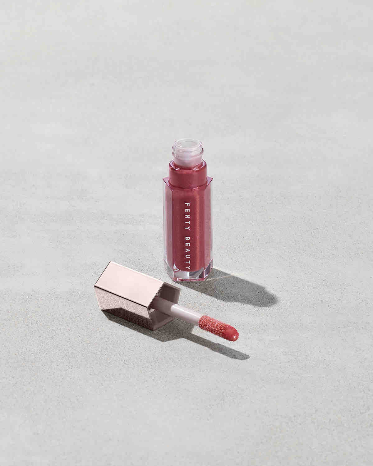 Fenty Beauty Gloss Bomb Universal Lip Luminizer - RiRi