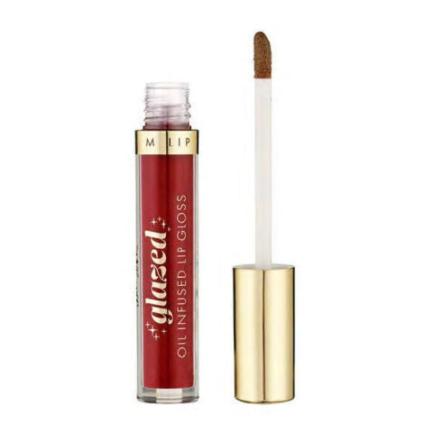 Fuller, Plumper, Smoother! ‘That’s Swell’ Plumping Lip Gloss gives lips a beautifully volumized 